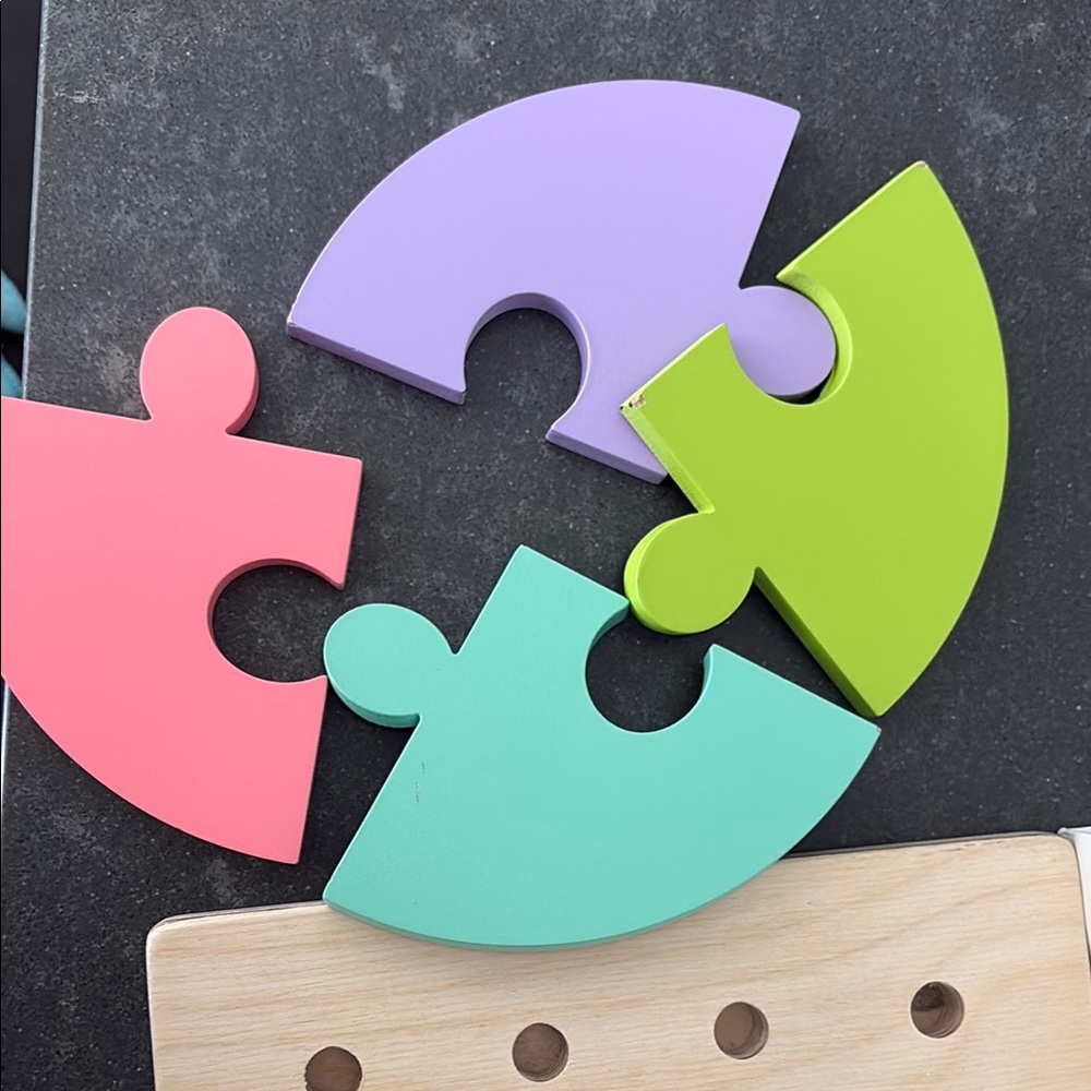 Montessori toy set Puzzle Piece and stacking toy  for early toddlers